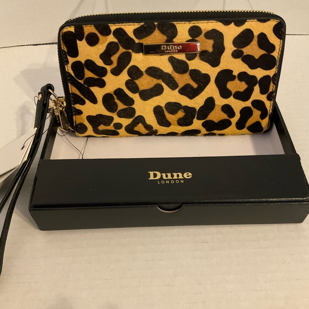 Dune wallet/wristlet in  genuine calf hair leather